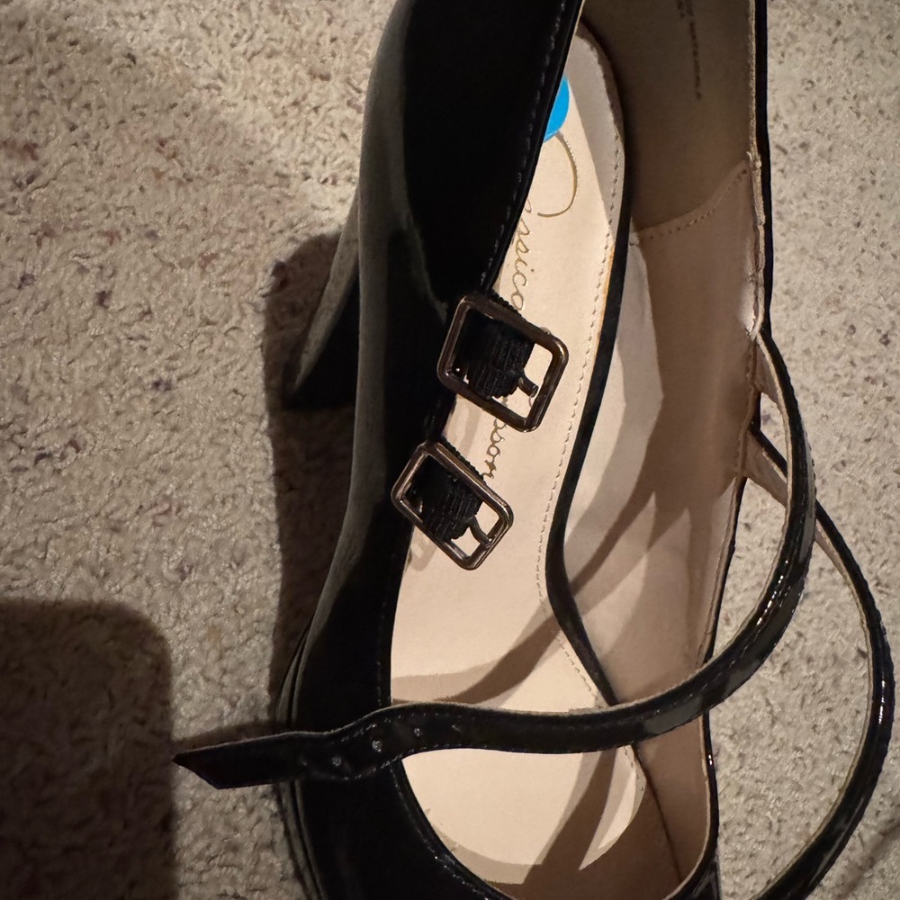 Jessica Simpson black heels - Picture 4 of 4